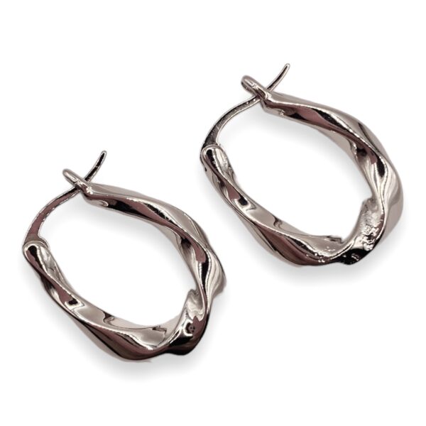 Twist Oval Hoops