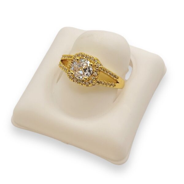 Anillo Luxury Look