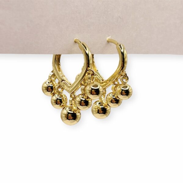 Hoops Golden Pearls